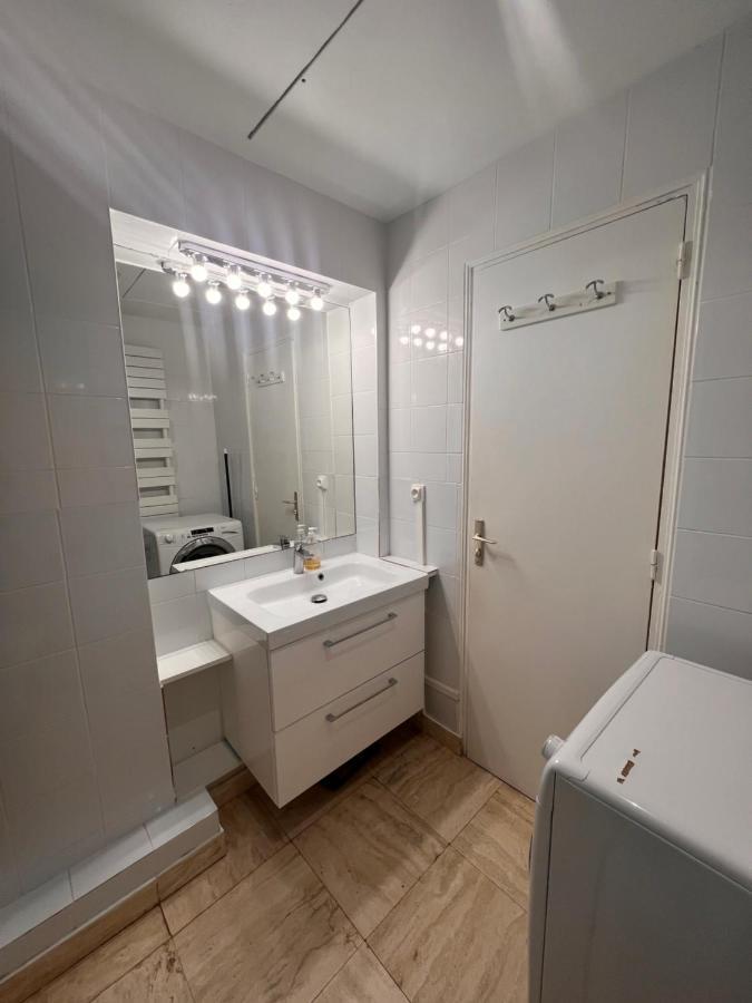 Appartamento Studio Champs-élysées - Hala Parigi